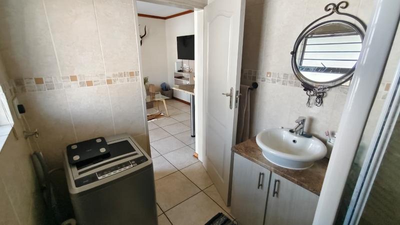 To Let 2 Bedroom Property for Rent in Die Bult North West